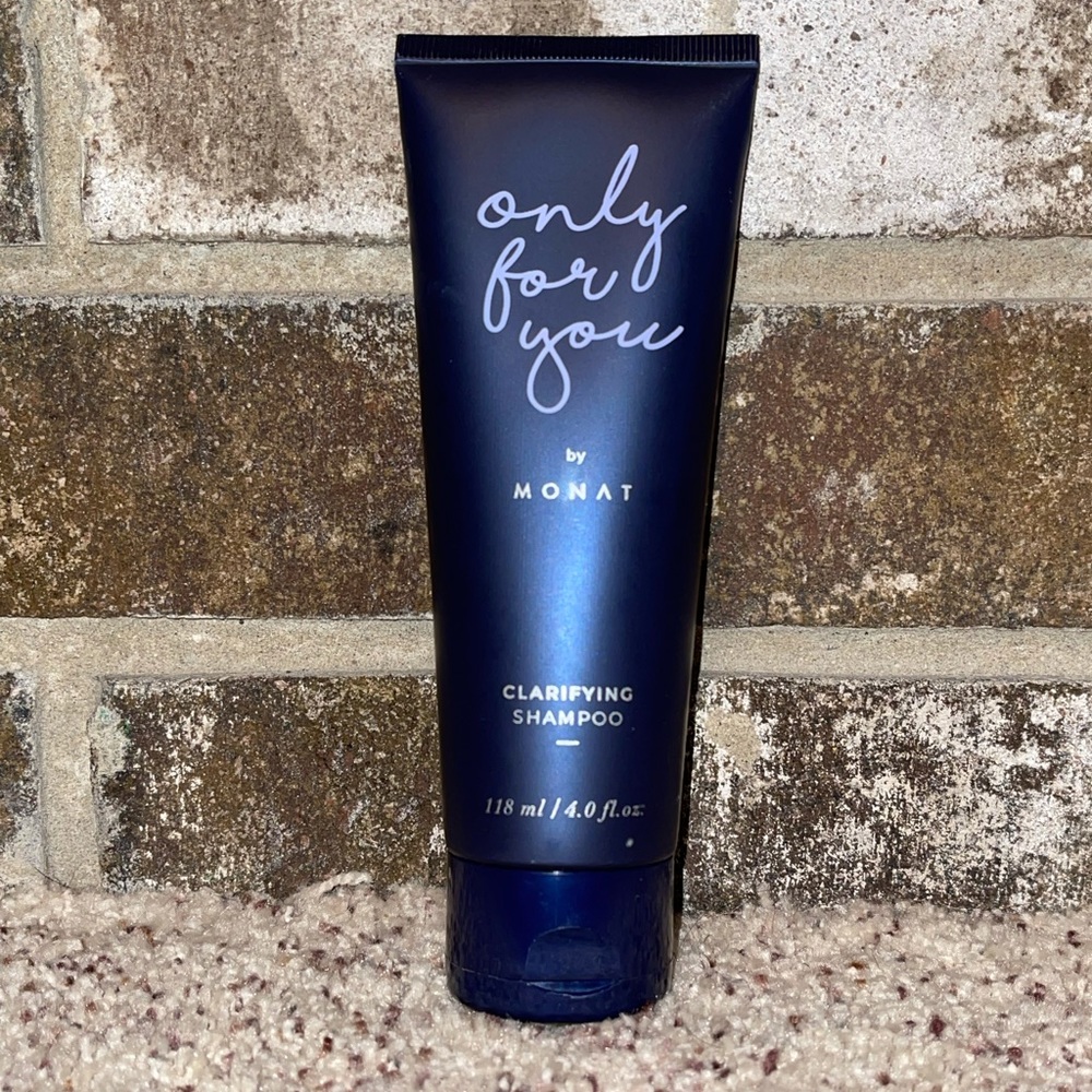 Monat Clarifying Shampoo